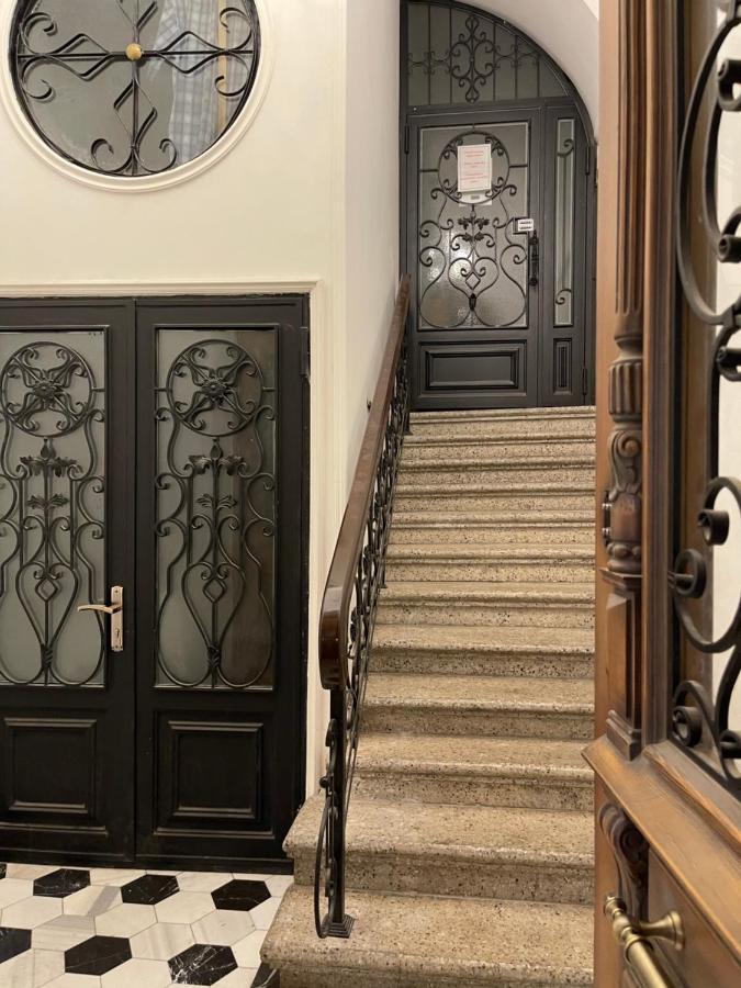 Ferienwohnung Fountain Square-Balconies In Old Town Baku Exterior foto